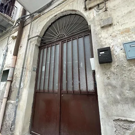 Charm E Chic Appartamento Napoli